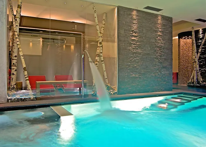 Avio Otel Temù